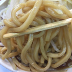 ラーメン豚珍 - 大らーめん（麺300g）野菜マシ  麺やっとリフト