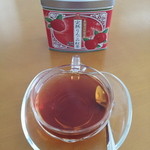 三國屋善五郎 - りんごのカップ&ソーサーで飲むと美味しさUP♪