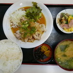 ひょうたんや - 若鶏おろしポン酢定食（850円）