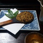 蕎麦彩膳 隆仙坊 - 焼き味噌も香ばしく酒が進みます。