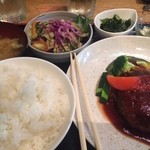 Chiba-Ken Japanese Restaurant - 煮込みハンバーグ定食　