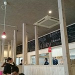鶏和っ賛。 - 店舗内。