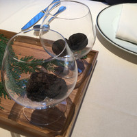 Terres de Truffes, Tokyo - ２種類のトリュフ。