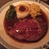 ロウリーズ・ザ・プライムリブ 恵比寿ガーデンプレイス店 - ランチカット