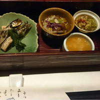 和流 食仁 - 