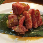 炭火焼肉 ぐら - 柔らか〜い「中落ちカルビ」（2015.12）