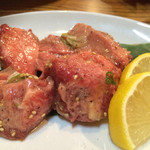 炭火焼肉 ぐら - 芯舌のみの「牛タン」（2015.12）