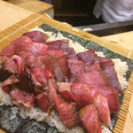 初音鮨 - 色々な部位を入れたマグロ巻き