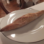 ヴィラ・デル・ソル - (2015/12)スモールバゲット。パンも秀逸です。