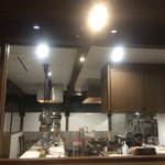 SHOKUDO YArn - オープンキッチン。