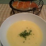 オステリア・ピノ・ジョーヴァネ - オステリア・ピノ・ジョーヴァネ