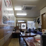 神山 - H.27.12.10.昼 テーブル席最奥から入口方向