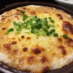 居酒屋 康 - 山芋のチーズ焼き　2015.12再訪