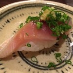 食堂 おがわ - サバの握り、
      脂がのってめちゃめちゃ旨し！