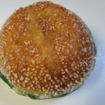 ベーカーバイツェン - 料理写真:柚子胡椒風味のピリッとピロシキ１８０円。
