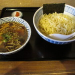 ほんわか - つけめん中盛り800円。             27.12.11