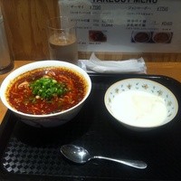 トゥーランドット 臥龍居  - 辣香担々麺＋豆乳杏仁豆腐