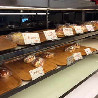 八丁堀にこんなお店が O By たつとこまま コンフェクショナリィ ブラウン Confectionary Brown 宝町 パン 食べログ