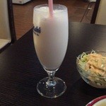 ラスミプージャ 草加店 - ラッシー