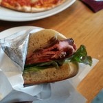 DAYBREAK　Liquor&Coffee - ローストビーフサンドイッチ