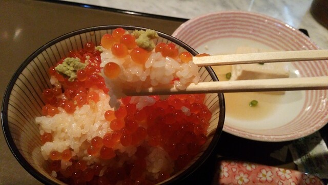 いくら丼08 | フリー素材ドットコム