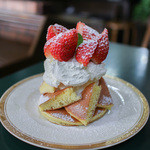 2015年12月再訪：冬季限定 苺ホットケーキ☆