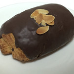 ヒヨシヤ - チョコパン160円