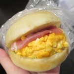 ROUTE271 - 生ハムと卵のフォカッチャサンド　2日目に購入