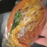 ROUTE271 - タイ風　焼きそばパン