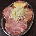 炭火焼肉 忠吉 - 牛タン
