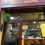 Osteria del Podestá - お店の外観。テラス席から撮影