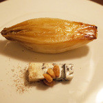 il tram - チコリの1時間ローストとゴルゴンゾーラ・ピカンテ(4200円のコース)