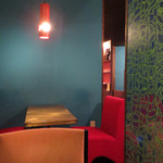 CAFE OPAL - 光と影も魅せる絶妙なコントラスト