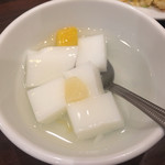老北京 - ③杏仁豆腐はさっぱり！汁まで旨い！