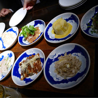 虎萬元 南青山店 - 前菜各種。美味！