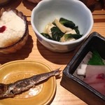 日々魚数寄 東木 - おぼろ豆腐,小松菜と油揚げの煮浸し,フクラギ刺,めざし