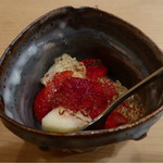 祇園にしむら - ラ・フランス、苺(あまおう)の白ワインジュレ掛け