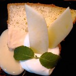 蔵喫茶 杏 - 「姫のお八膳」の大吟醸シフォンケーキ