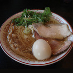 麺屋 京介 - 中華そば（しょうゆ）700円 ＋ 味玉 100円