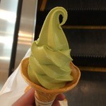 茶寮キクスイ - 抹茶ソフト　280円