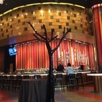 Julian Serrano - 店内