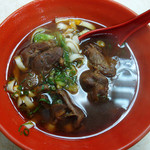 齒牛香牛肉麵  - 紅焼牛肉麺