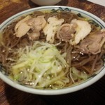 といや - 肉そば（温）650円／平成27年12月