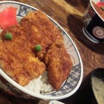 といや - かつ丼800円／平成27年12月