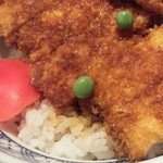 といや - かつ丼800円／平成27年12月