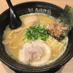 麺屋 天孫降臨 元町店 - 元味の「天孫らー麺しお690円(税込)」