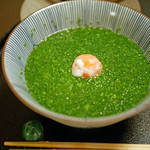 と村 - 高等ネギと火入れした卵黄、河豚を使ったお出汁のお茶漬け
