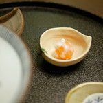 と村 - 火入れした卵黄