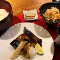 賛否両論 名古屋 - 【1940円ランチ】メイン魚のゆうあん焼き