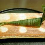 と村 - 穴子の蒸し寿司